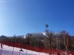 -亚布力新体委滑雪场