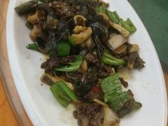 辣椒牛三件-雅丽餐厅