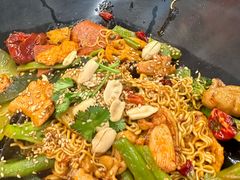 -醉人椒麻辣香锅(王府井喜悦店)
