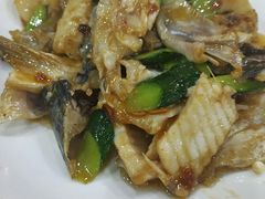 生炒鱼头-广迎居老正兴菜馆