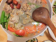 -小厨子私房菜·云南美食店