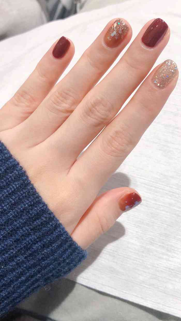 丽尔美睫(四川北路店)-"第一次去的店,是一个叫做静静的小姑娘做的.