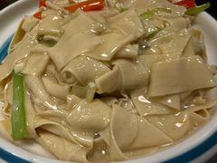-雪乡阁东北农家菜(颛桥约好休闲街店)