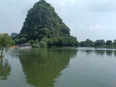 -星湖旅游景区七星岩