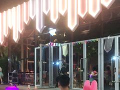 -水桶王国主题餐厅·聚会·生日派对·亲子活动·家庭套餐(亚龙湾希尔顿店)