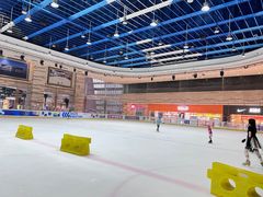 -冠军冰场(环球中心店)