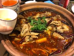 肥肠牛蛙砂锅-马头巷·食景园(苏州总店)