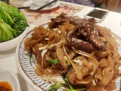 干炒牛河-虾饺妹·酒家(金碧店)