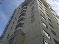 -上海虹桥君丽假日酒店(娄山关路地铁站店)