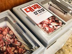 -江南猪肉商会无限续吃(弘大店)