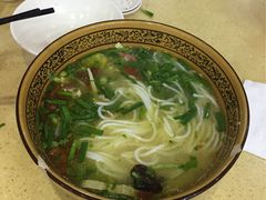 -桥香园云南过桥米线(金马碧鸡店)