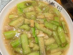 -土砂锅生态山庄·非遗砂锅雅鱼