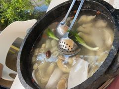 -墨脱石锅椰子鸡•海鲜糟粕醋(榆亚路店)