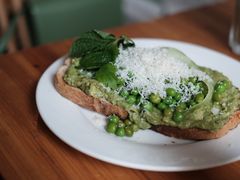 牛油果吐司-Egg•Allday Brunch(襄阳北路店)
