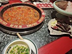 -蜀辣居鲜货老火锅(双流万达店)