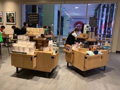 -星巴克臻选(嘉兴海宁银泰城店)