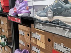 -首创奥特莱斯(西安店)