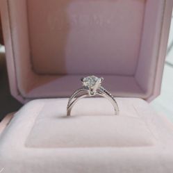 -威德钻石-克拉钻大本营(南京东路店)