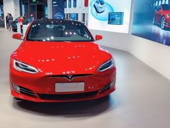 -TESLA 特斯拉(上海太古汇体验店)