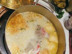-洪氏嗨捞·猪肚鸡火锅(阳光天地店)