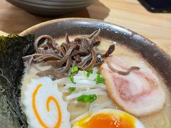 镇店黑丸黑香拉面-Uni 忧你の深夜食堂(浦江万达广场店)