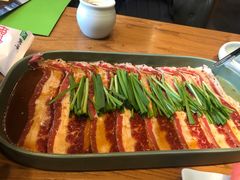 -金石青云炭火烤肉店(中房上东花墅店)