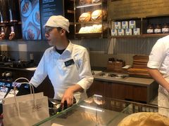 -星巴克(港汇1号办公楼店)