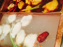 -老牌坊云南鱼豆花火锅(嵩山店)