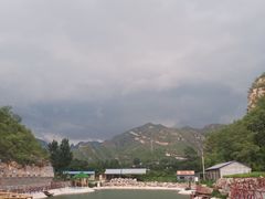 -大平台龙居瀑布旅游区