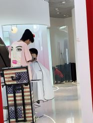 -In Style Hair Salon