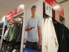 -优衣库(上海虹口龙之梦店)