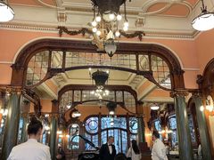 -Majestic Café