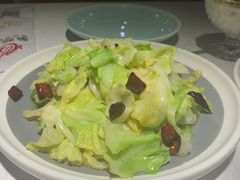 炝炒圆白菜-雲蜀龙阁·金牌水煮鱼(方庄店)