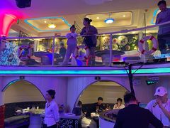 -巴特餐饮6加1音乐餐吧·新疆菜