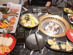 -山川小町·极番烧肉(新地假日广场店)