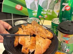 -肥汁米蘭香港米线(长宁来福士店)