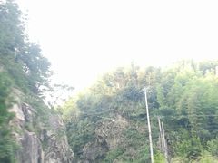 -安吉龙王山峡谷漂流