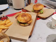 -必胜客(欢乐颂店)