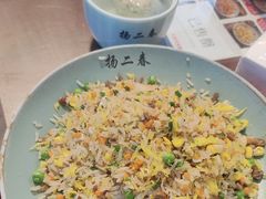 -扬二春炒饭(国庆路总店)