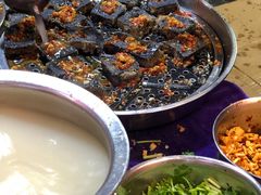 -黑色经典臭豆腐·湖南特产(坡子街店)