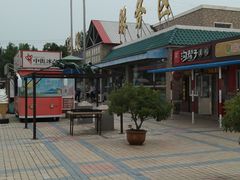 -辽河服务区-停车场