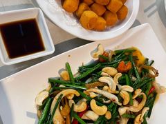 -肥仔文澳门猪骨煲(南京西路店)