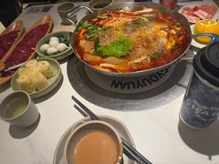 -左庭右院鲜牛肉火锅(金山万达店)