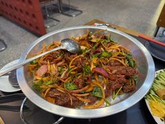 -红东阁东北菜烤肉酒馆(CROSS万象汇店)