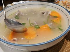 -清真·玛丽亚新疆菜主题餐厅(浙江中路店)