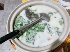 砂锅鱼头-天乐农家鱼头王(天目湖店)