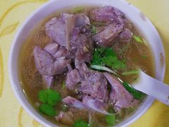 -穆豪麦蒸碗羊羔肉