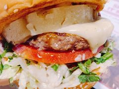 -The Habit Burger Grill 哈比特汉堡(复兴soho店)