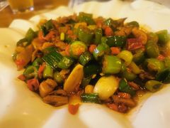 -爱啤精酿·民谣酒馆(滨江店)