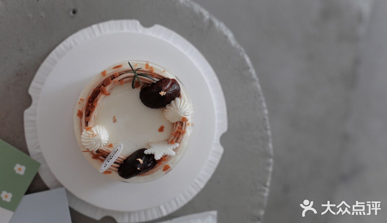 一家新开的工作室蛋糕屋，没有实体店